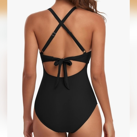 Eomenie Black Cutout One-Piece Swimsuit - Picture 2 of 3